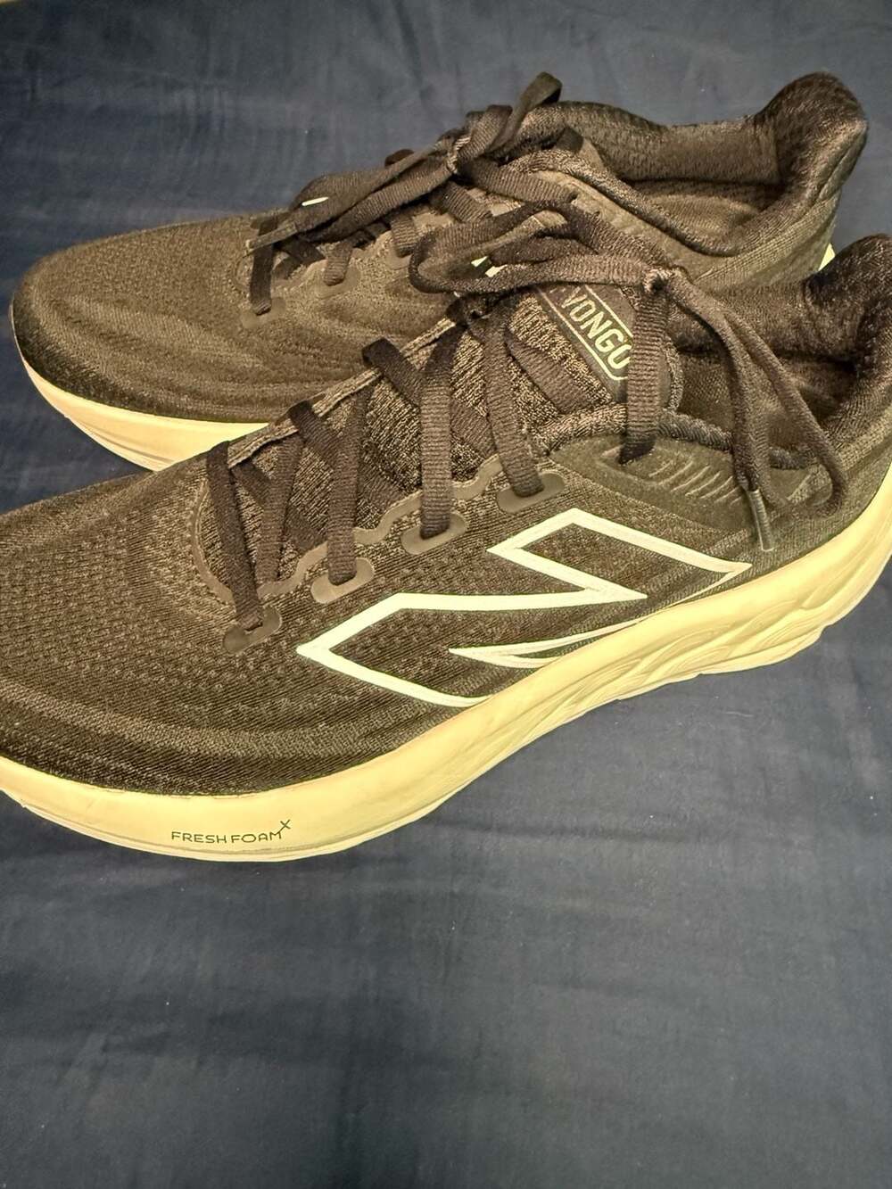 New Balance Fresh Foam X Vongo v6 Black Running Shoes Women's Size 9